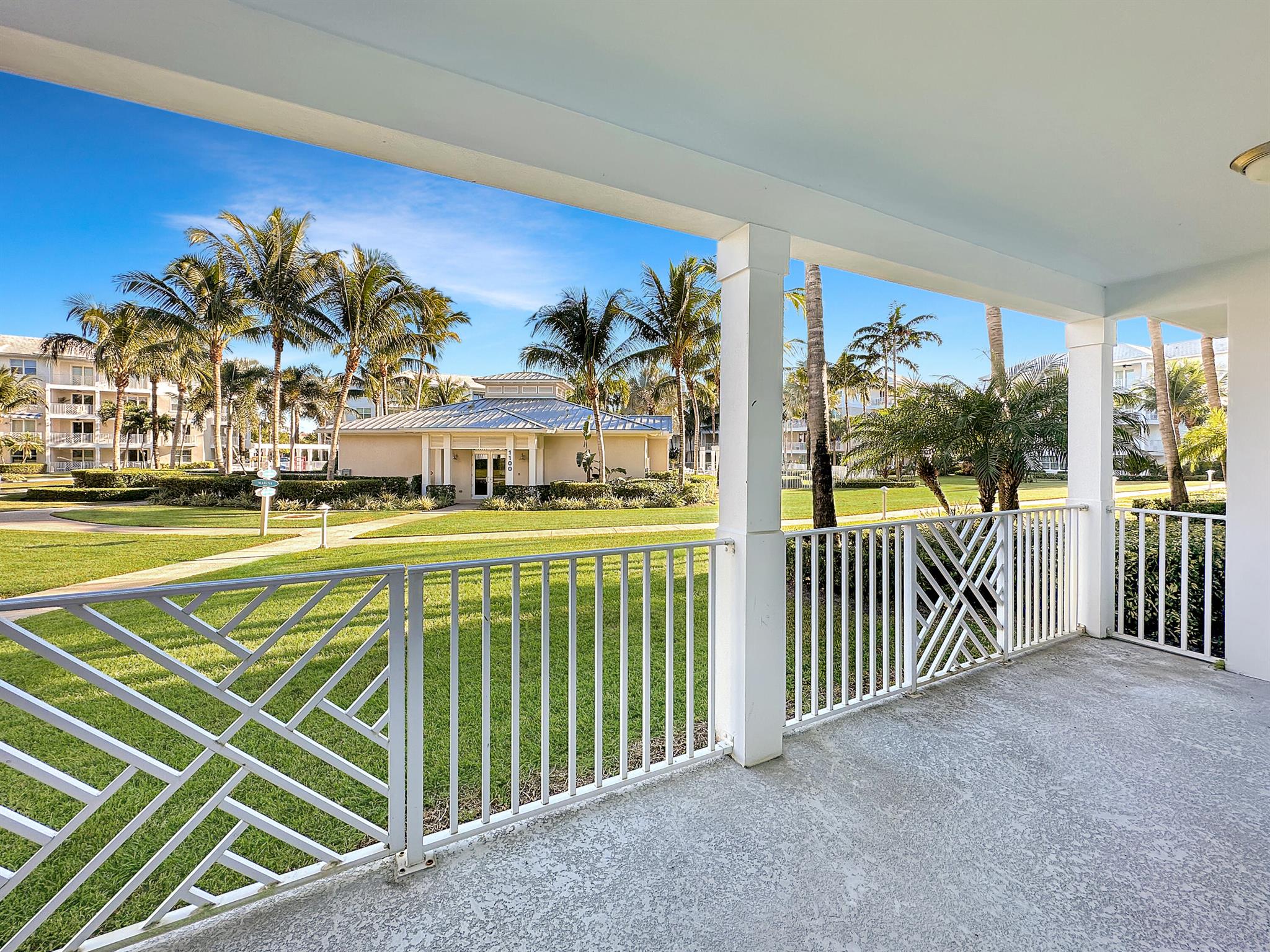 312 Bay Colony Dr #312