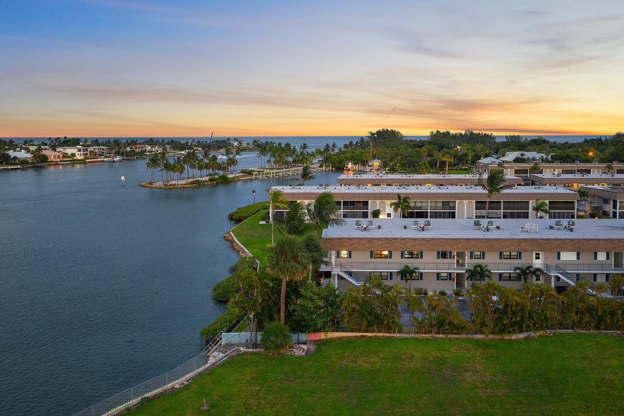 755 Saturn St #I 208 Jupiter, FL 33477