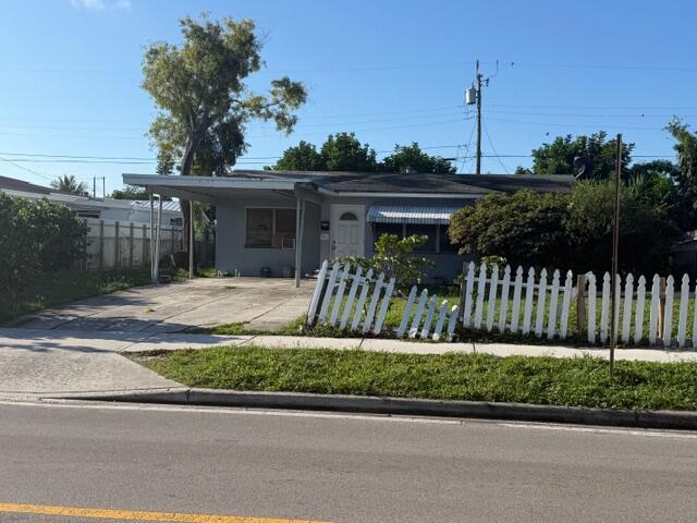 1005 12th Ave