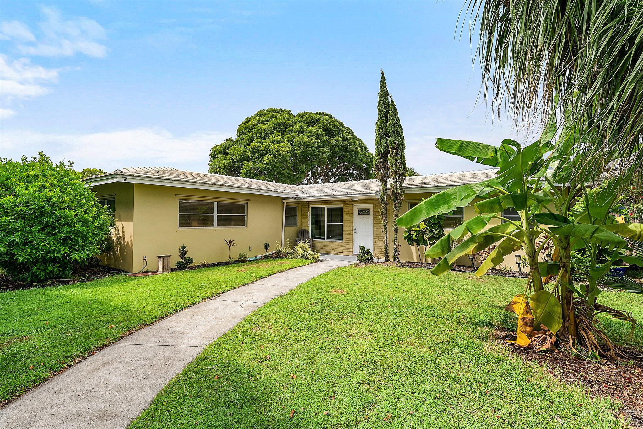857 NW 8th Ave