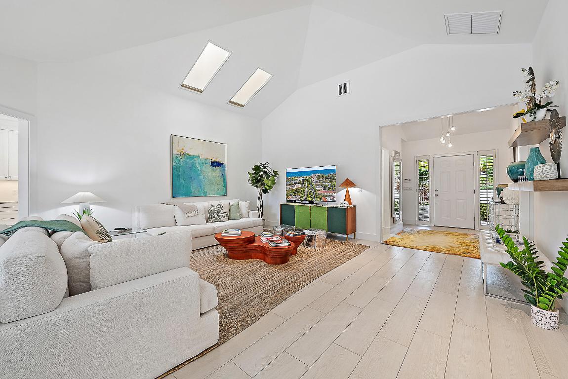 4301 Captains Way Jupiter, FL 33477