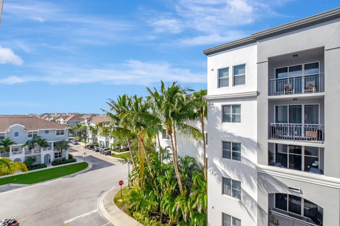 1660 Renaissance Cmns Blvd #2627 Boynton Beach, FL 33426