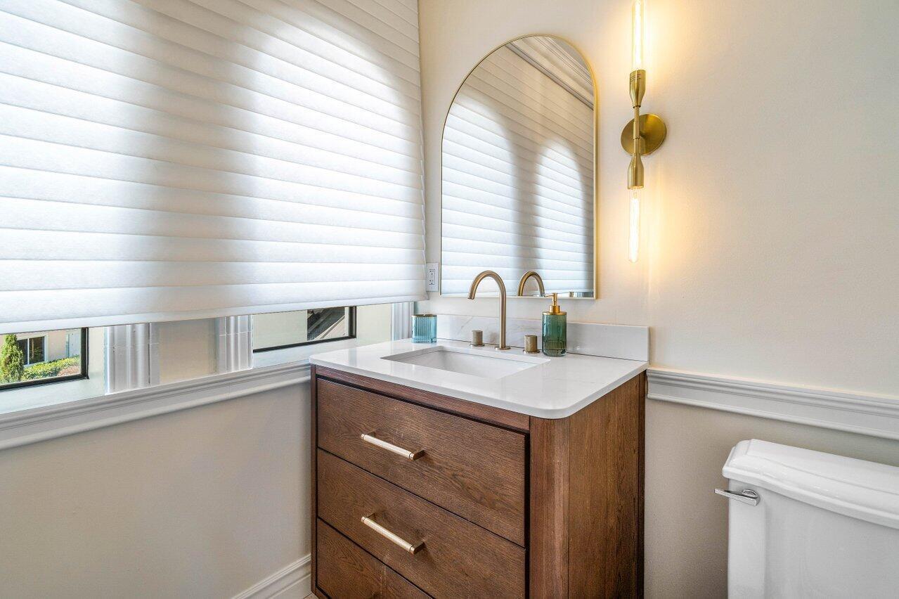 14140 Paradise Pt Rd Palm Beach Gardens, FL 33410