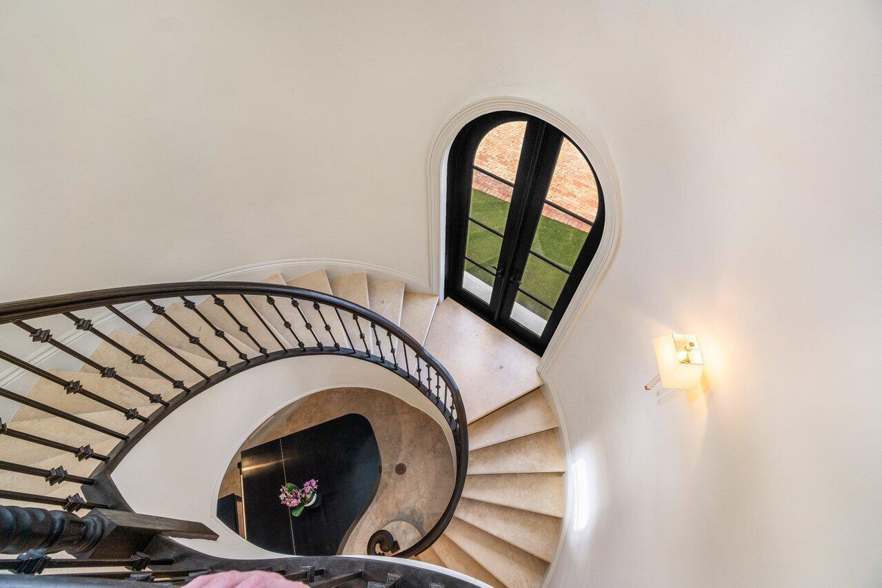 14140 Paradise Pt Rd Palm Beach Gardens, FL 33410