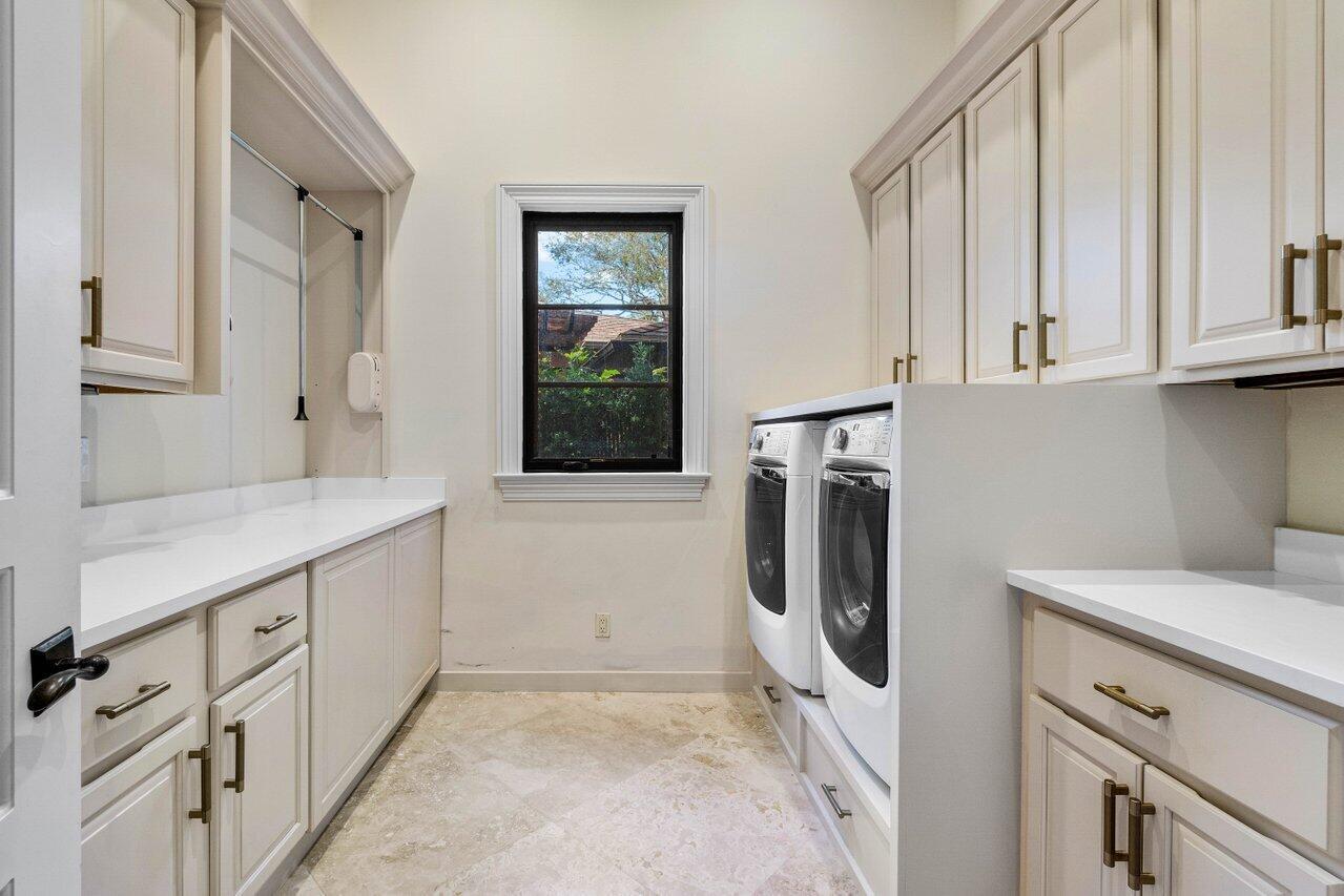 14140 Paradise Pt Rd Palm Beach Gardens, FL 33410