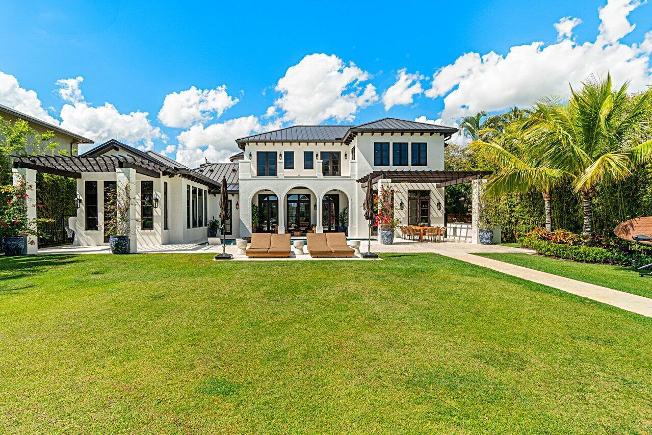 14140 Paradise Pt Rd Palm Beach Gardens, FL 33410