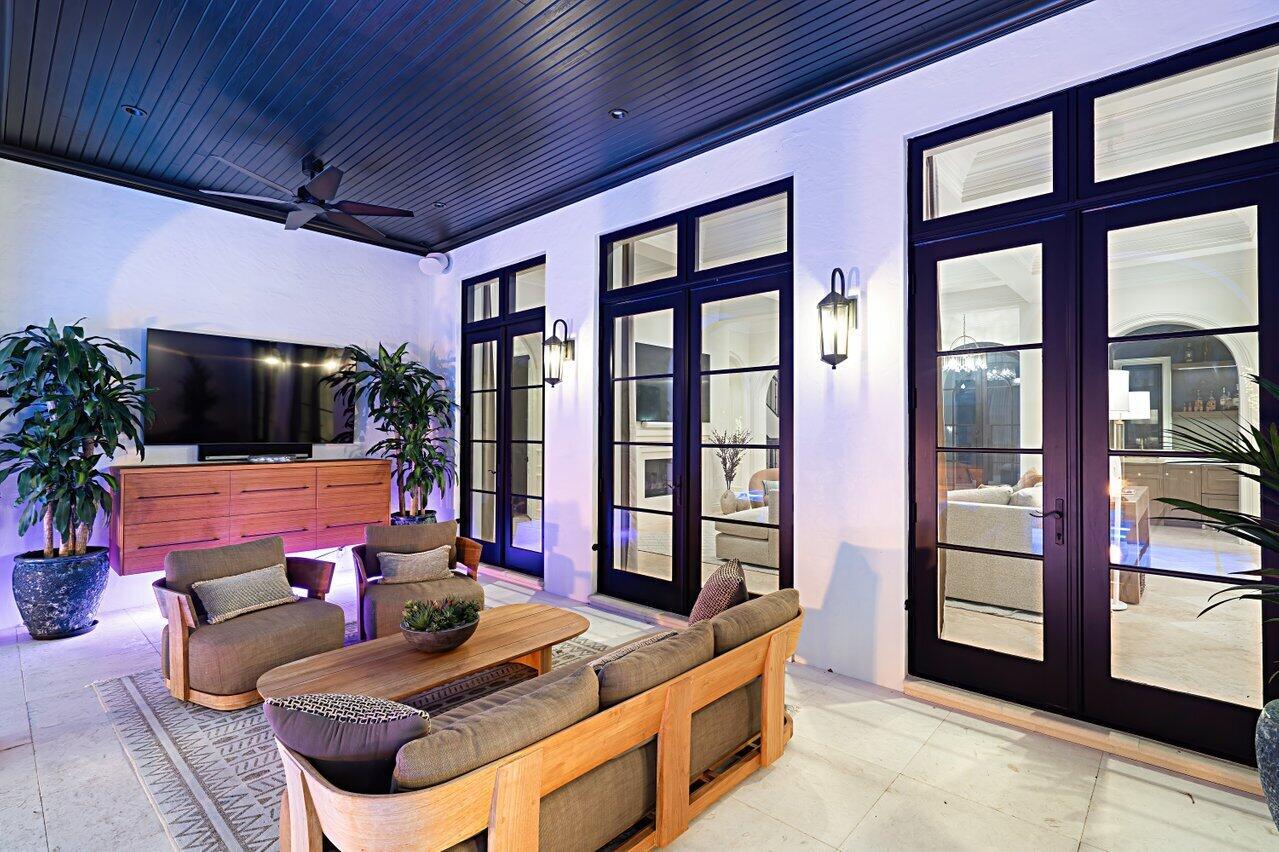 14140 Paradise Pt Rd Palm Beach Gardens, FL 33410