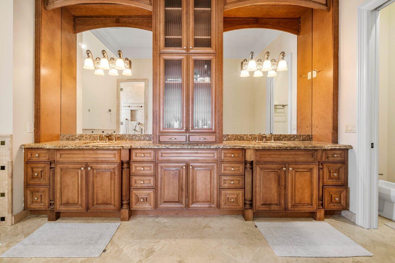 14140 Paradise Pt Rd Palm Beach Gardens, FL 33410