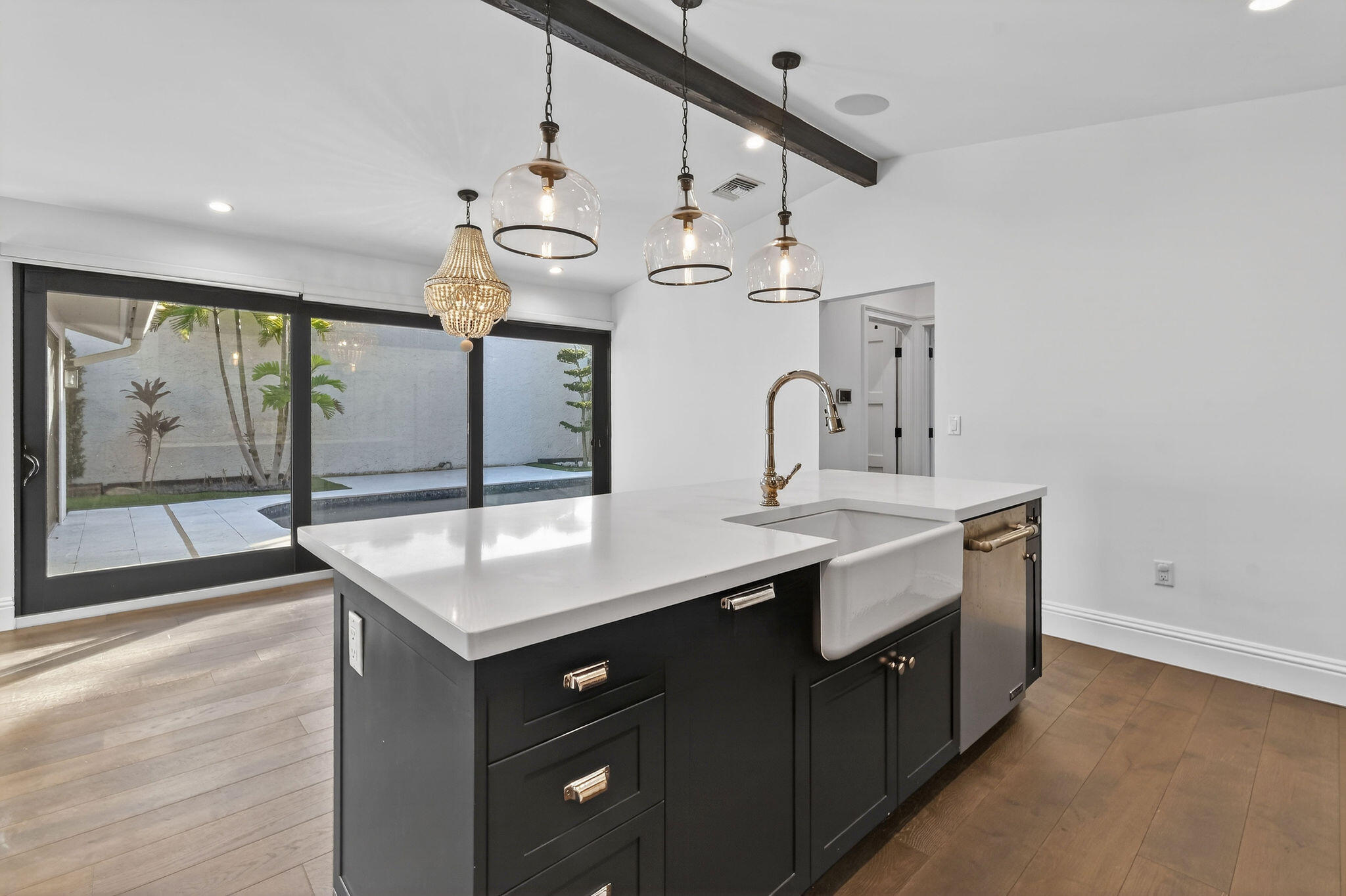 105 W Tarpon Jupiter, FL 33477