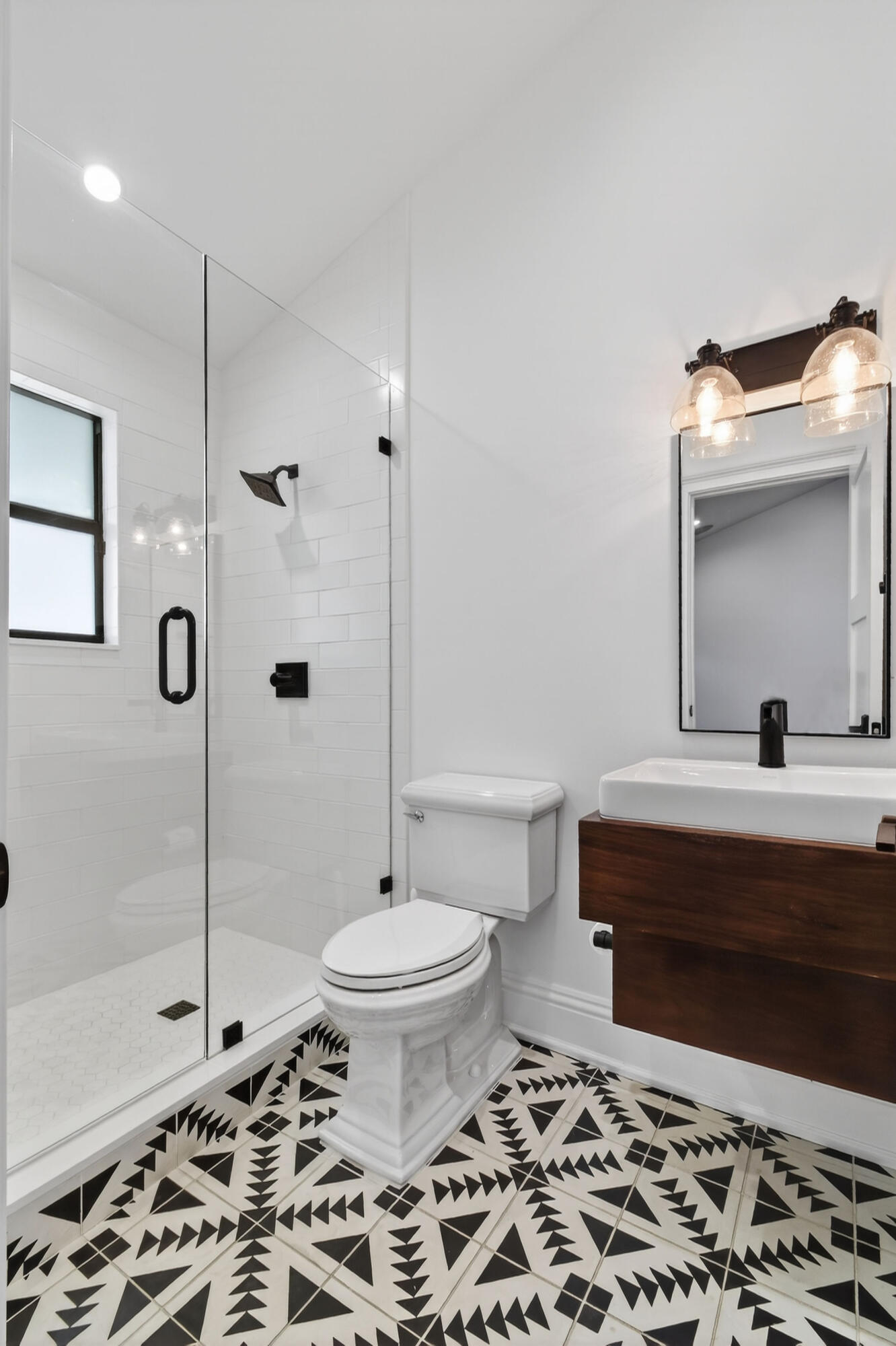 105 W Tarpon Jupiter, FL 33477