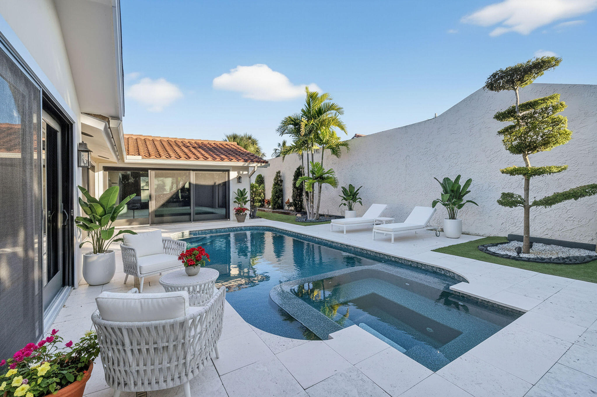 105 W Tarpon Jupiter, FL 33477