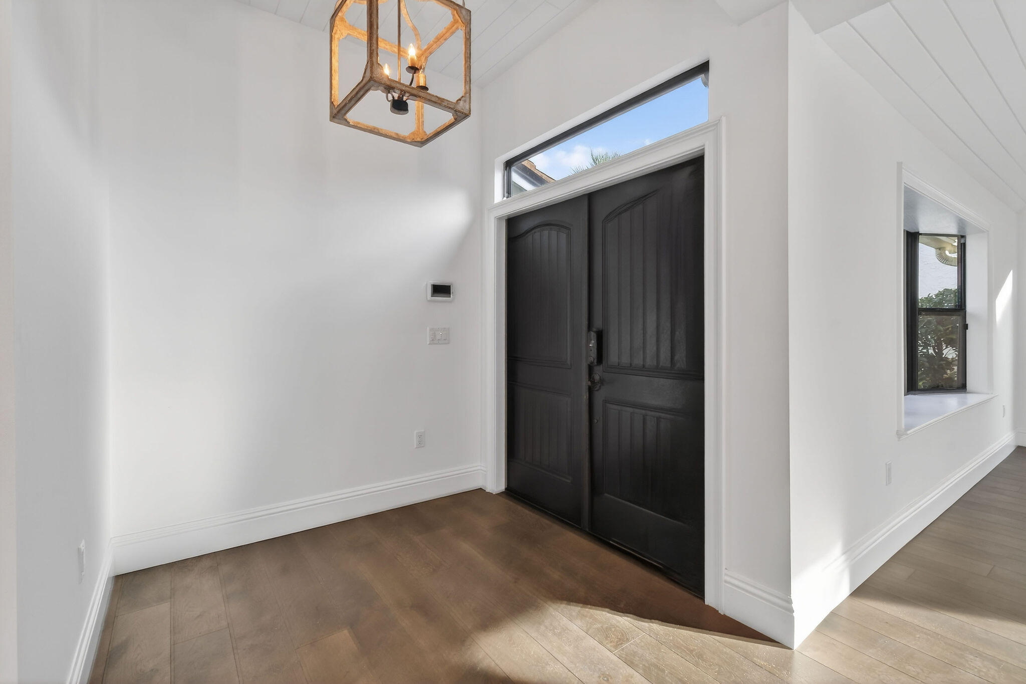 105 W Tarpon Jupiter, FL 33477