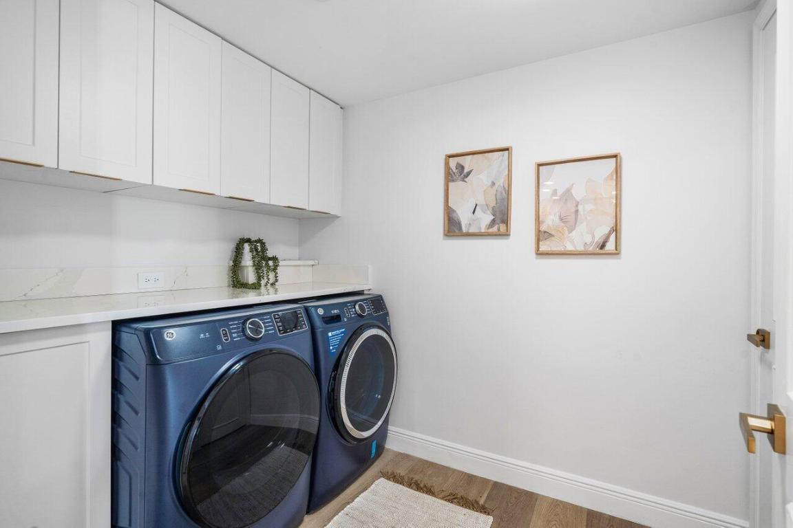 2640 Lake Shr #1410 Riviera Beach, FL 33404