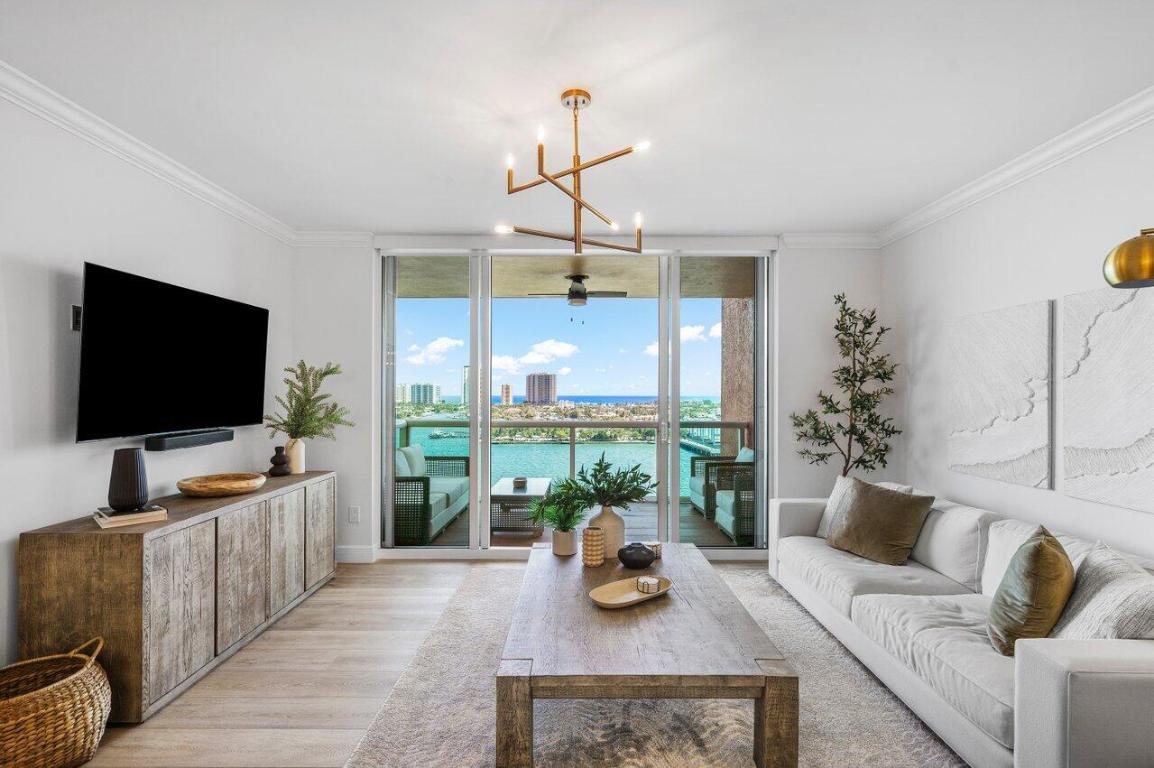 2640 Lake Shr #1410 Riviera Beach, FL 33404