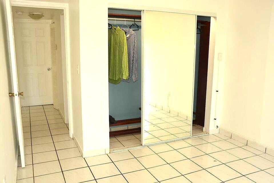 453 SW 2nd #208b Miami, FL 33130