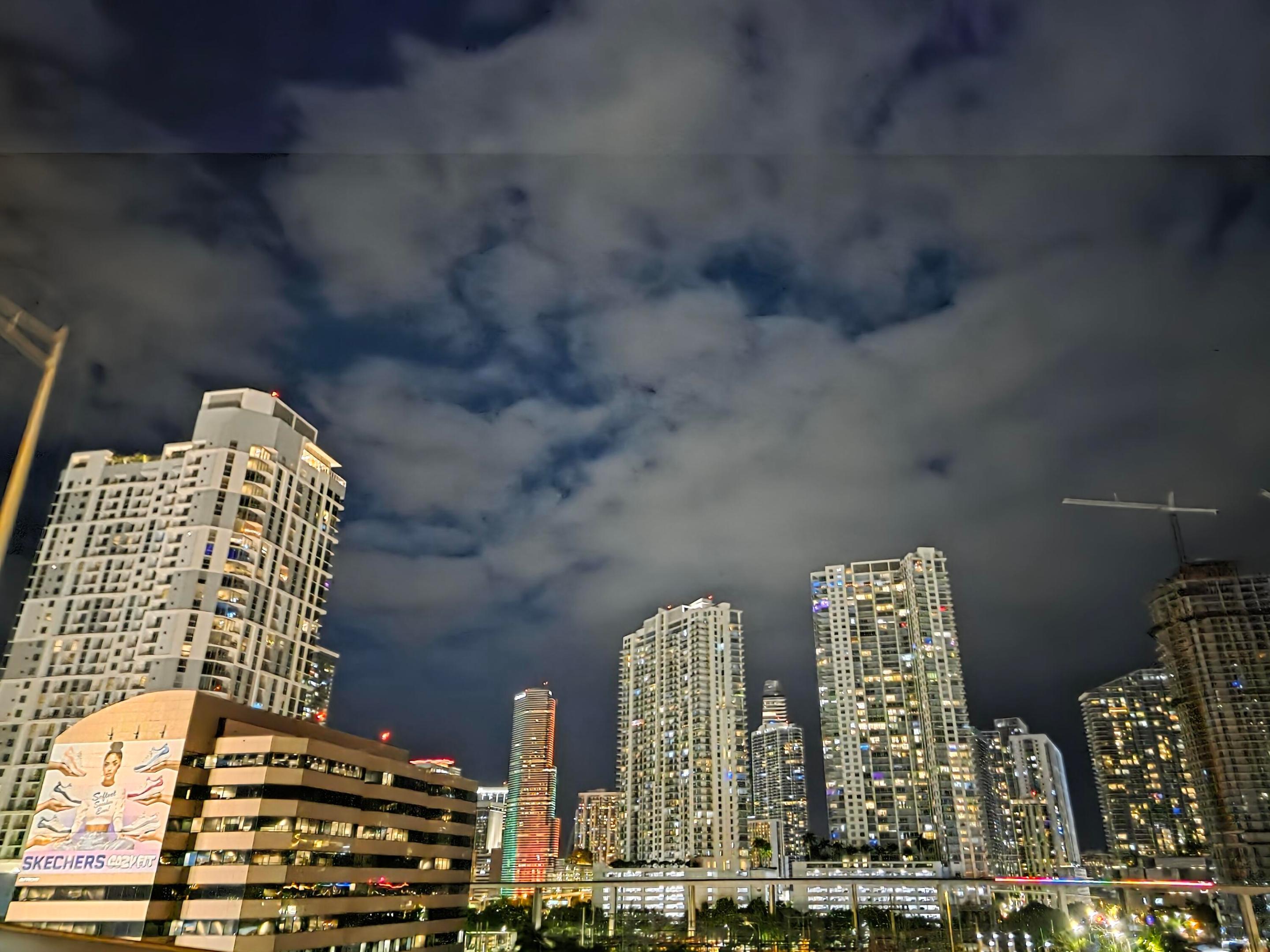 453 SW 2nd #208b Miami, FL 33130