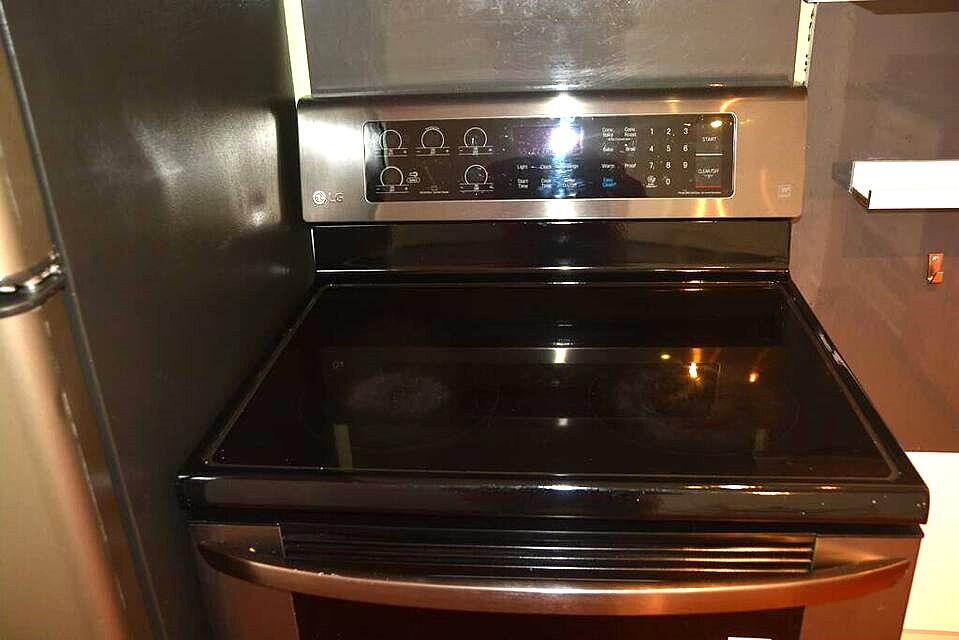 453 SW 2nd #208b Miami, FL 33130