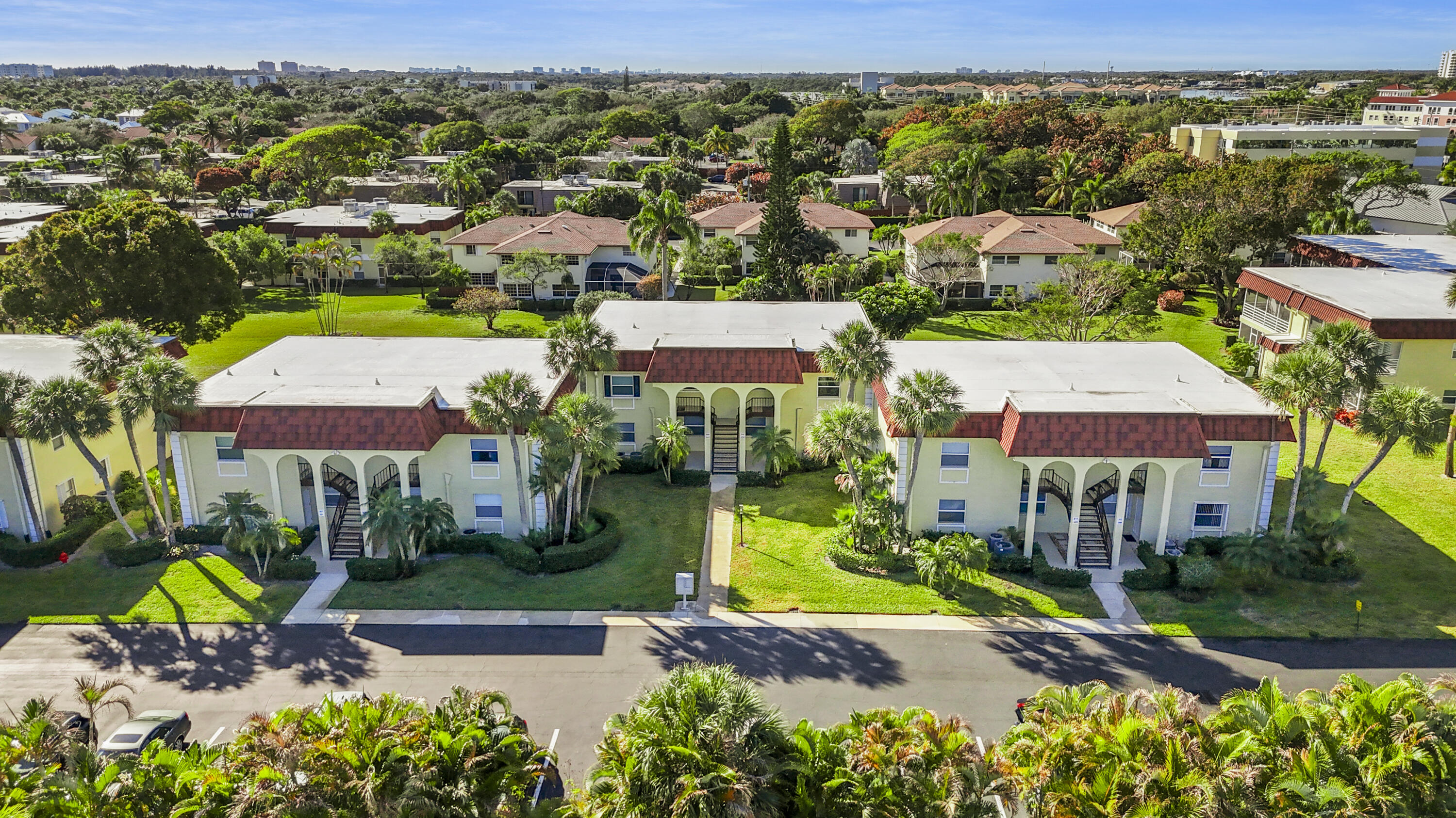 717 S Us Hwy 1 #305 Jupiter, FL 33477