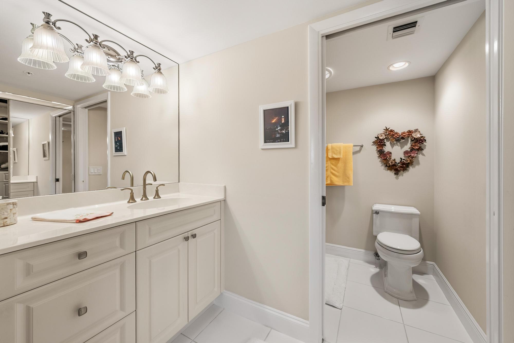 1301 Seafarer #405 Jupiter, FL 33477