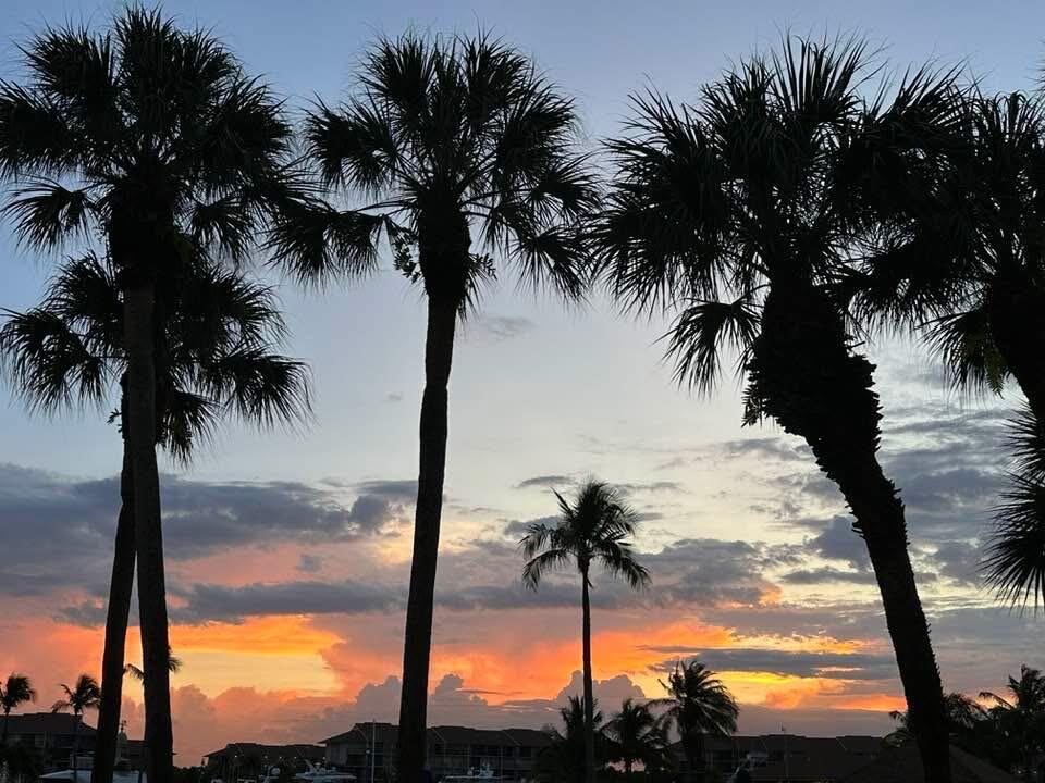 1301 Seafarer #405 Jupiter, FL 33477