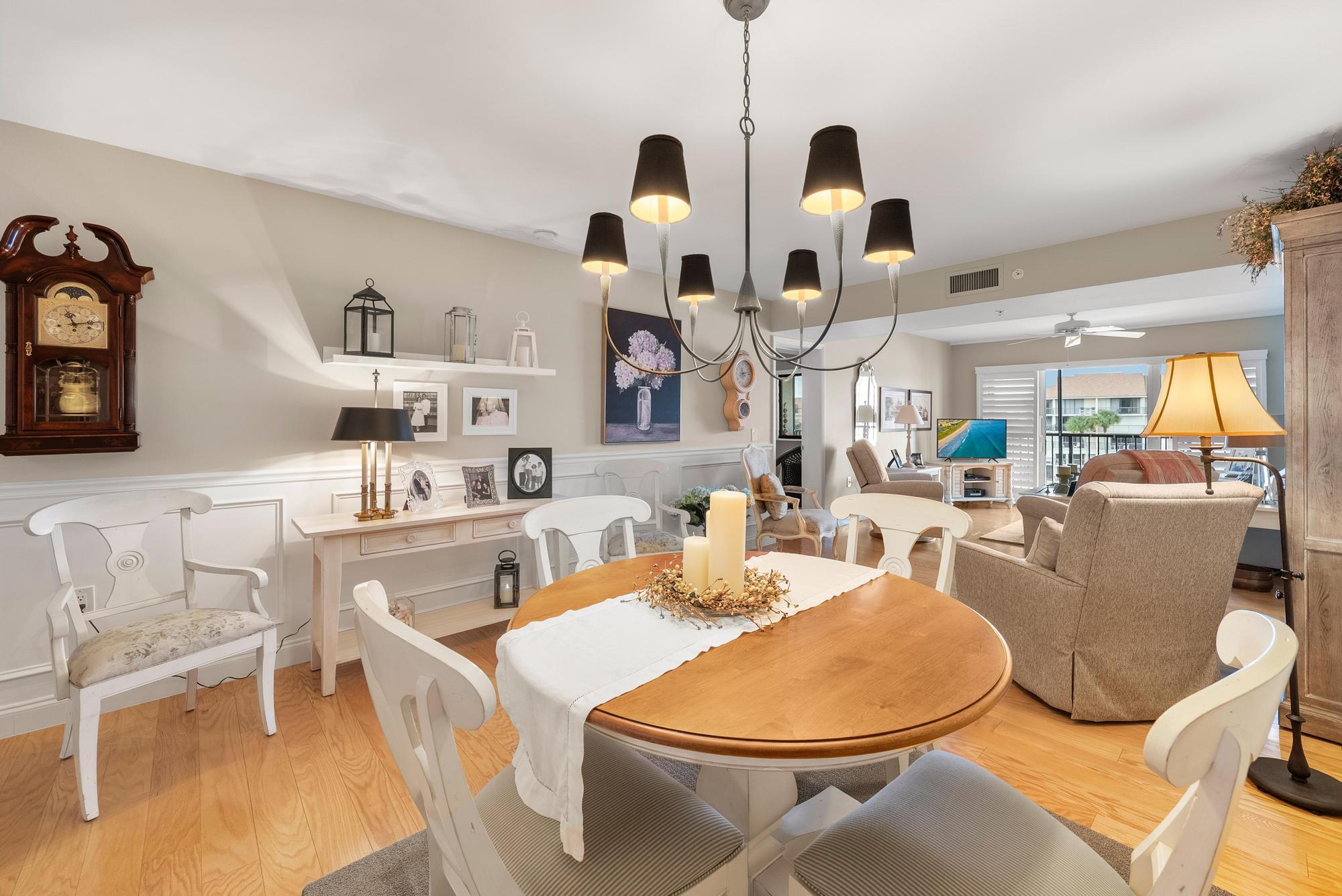 1301 Seafarer #405 Jupiter, FL 33477