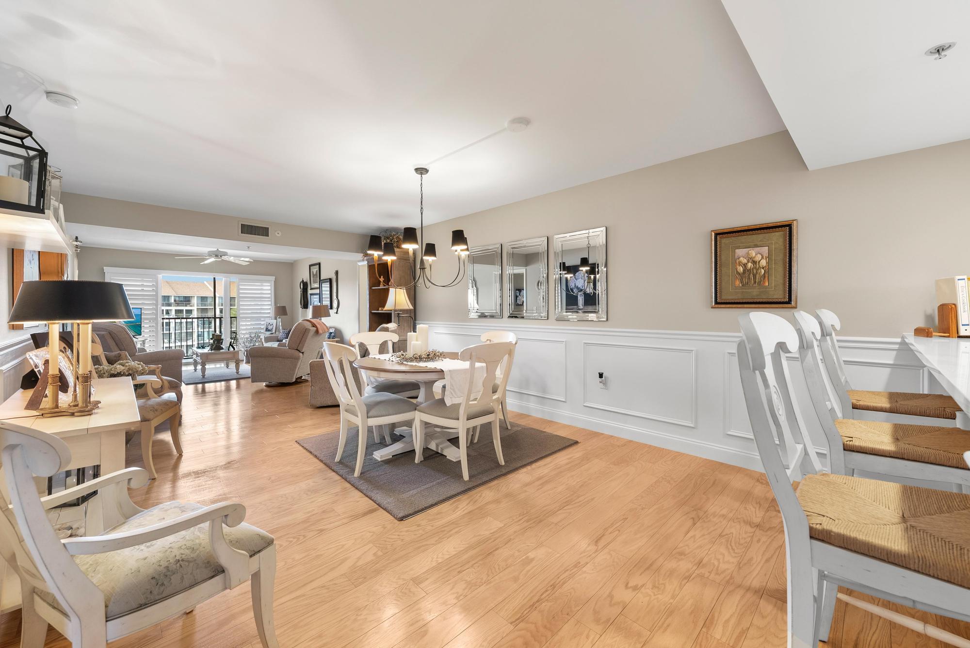 1301 Seafarer #405 Jupiter, FL 33477