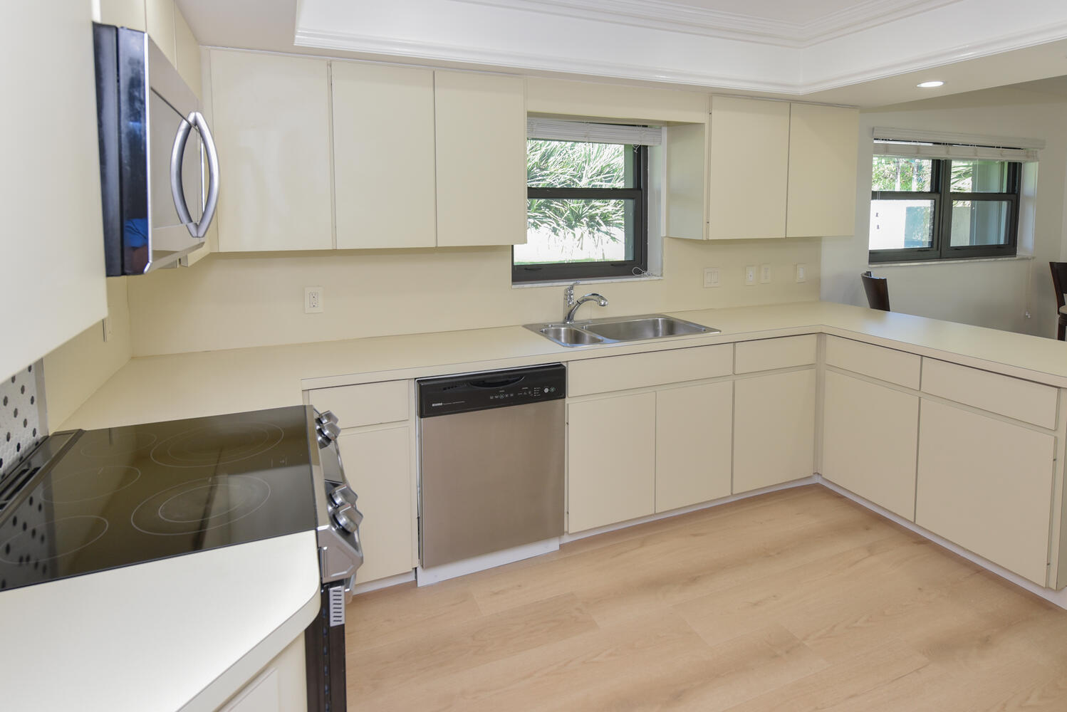 1469 Via Privada Jupiter, FL 33477