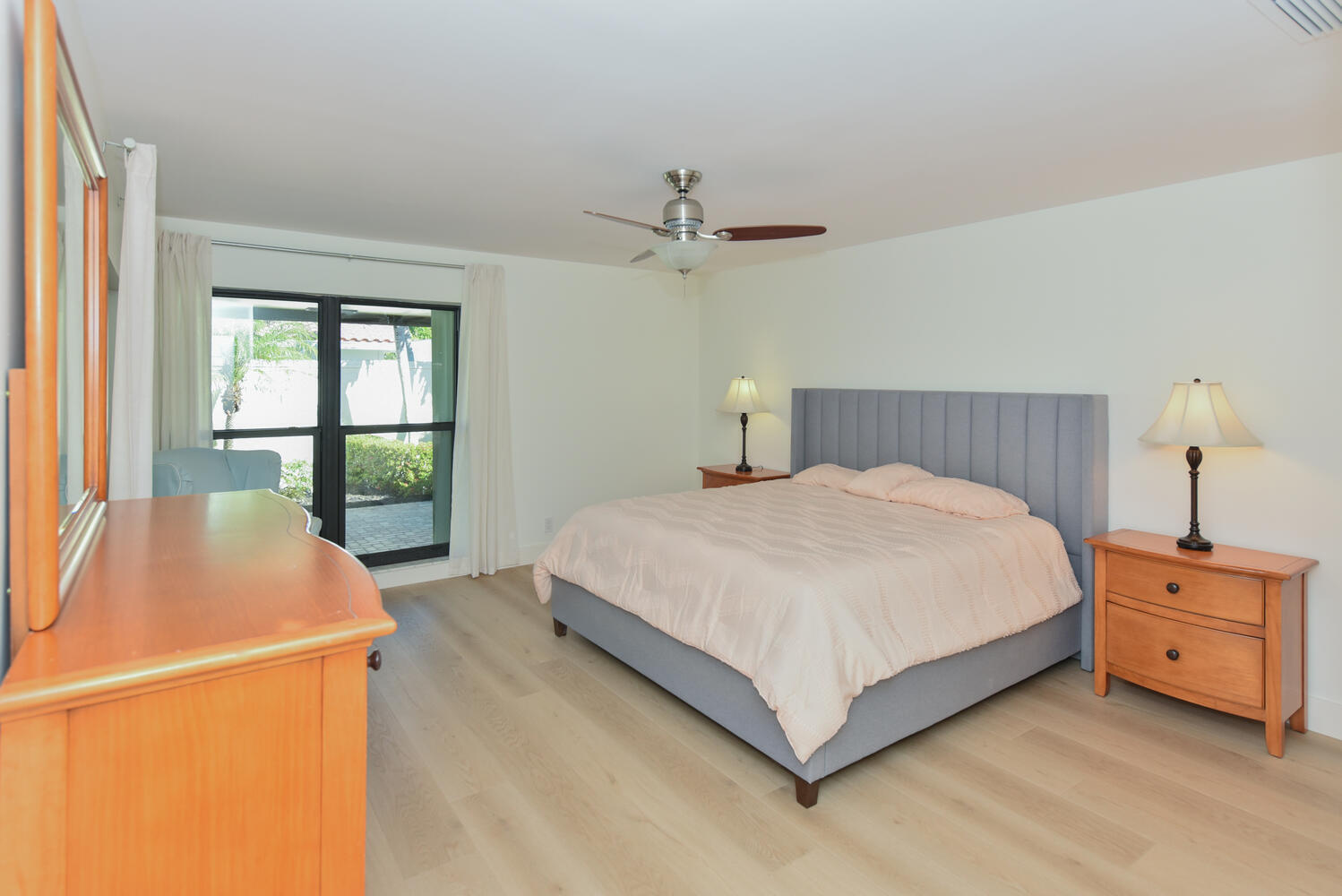 1469 Via Privada Jupiter, FL 33477