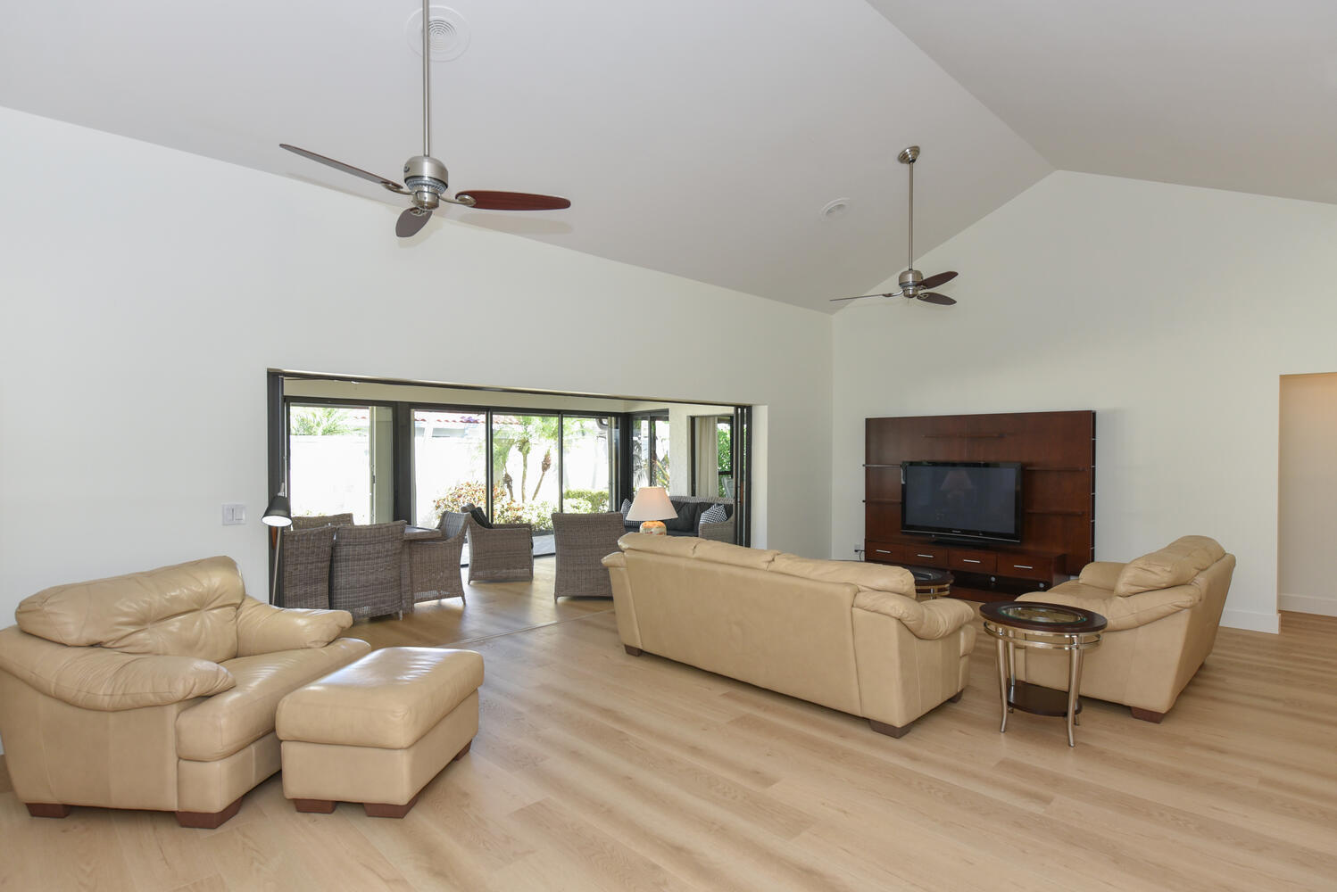 1469 Via Privada Jupiter, FL 33477