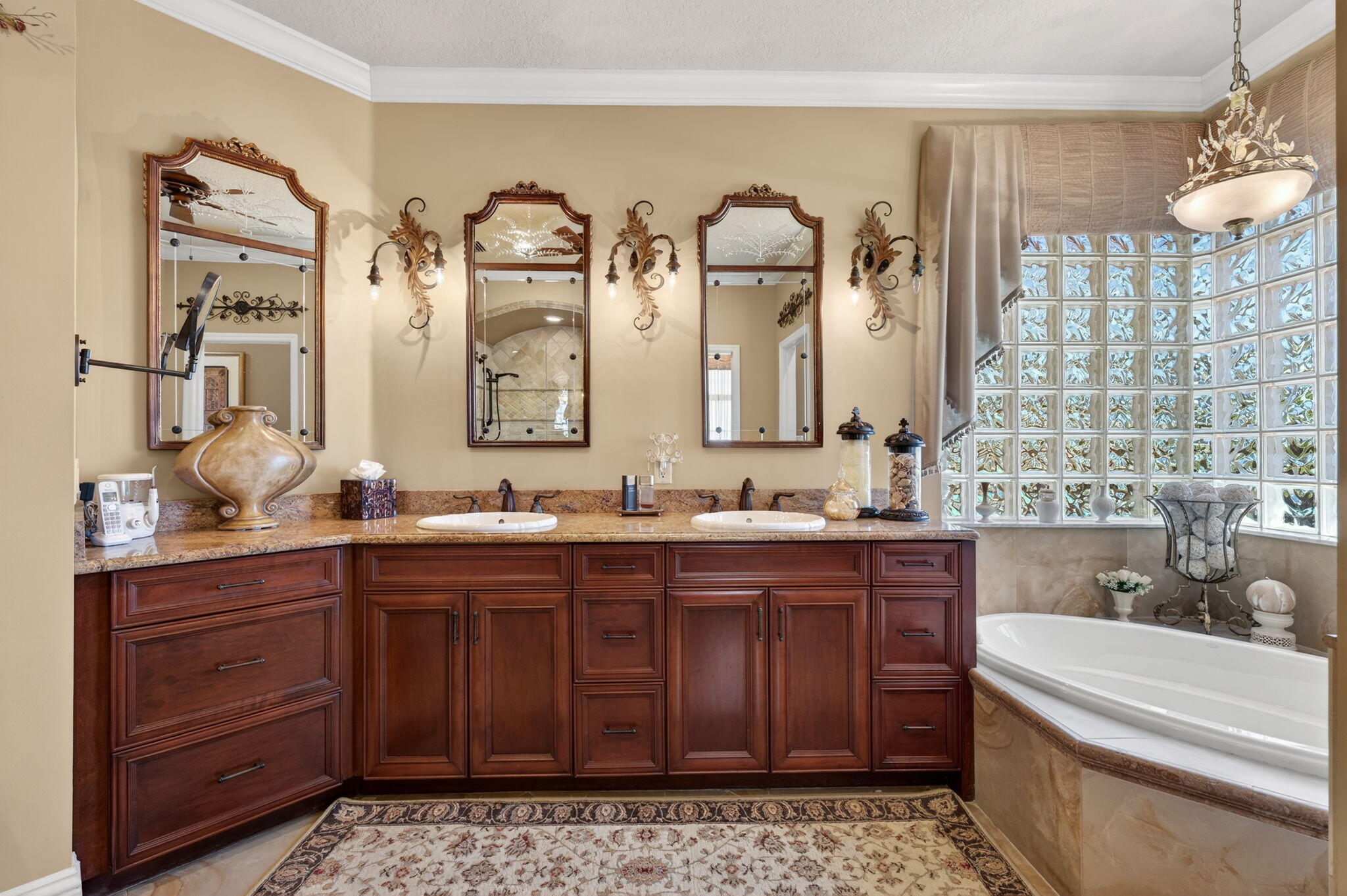 8080 Desmond Boynton Beach, FL 33472