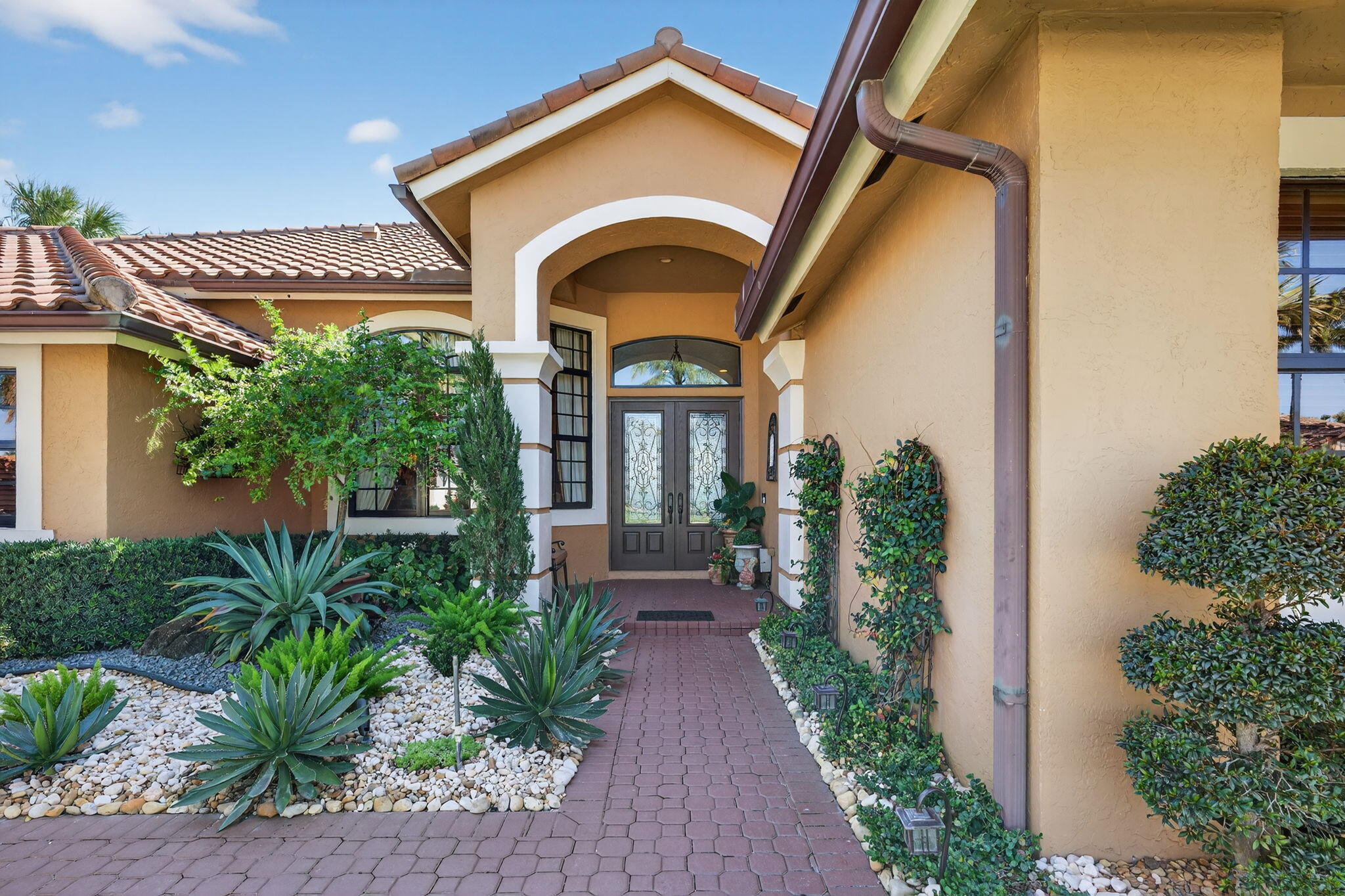 8080 Desmond Boynton Beach, FL 33472