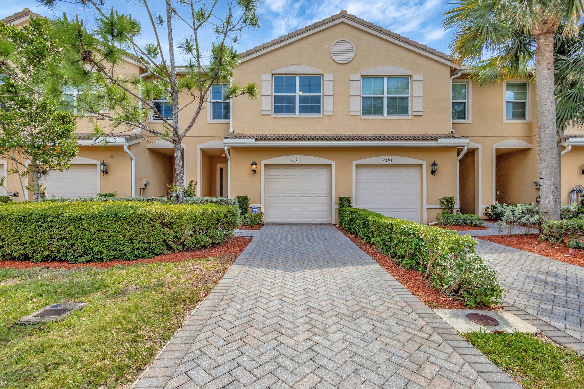 5797 Monterra Clb Lake Worth, FL 33463