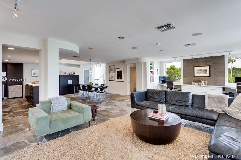 3523 N Bay Homes Dr Miami, FL 33133