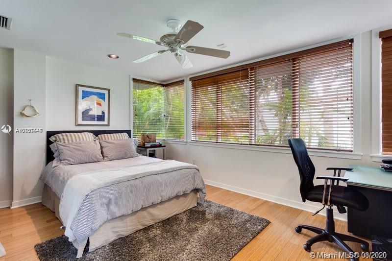 3523 N Bay Homes Dr Miami, FL 33133