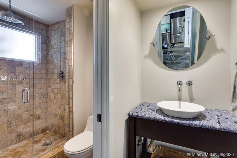 3523 N Bay Homes Dr Miami, FL 33133