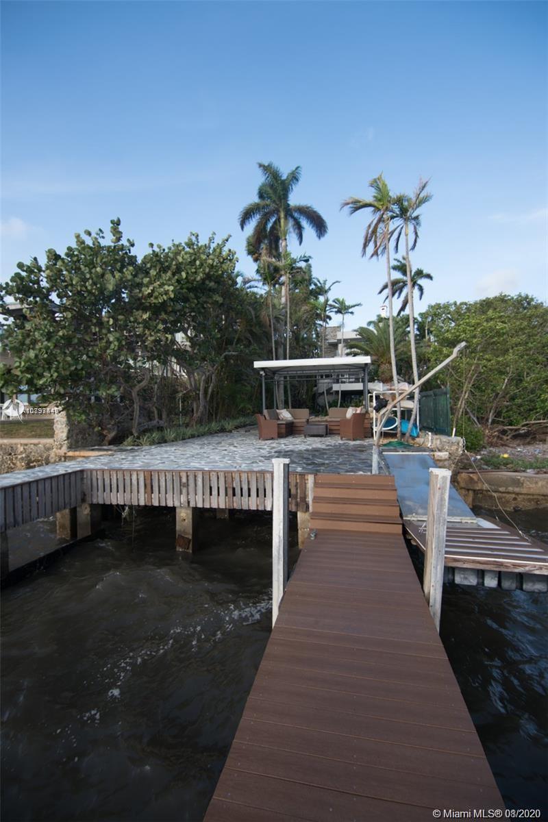 3523 N Bay Homes Dr Miami, FL 33133