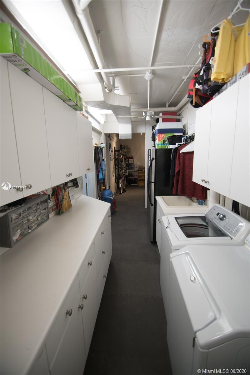 3523 N Bay Homes Dr Miami, FL 33133