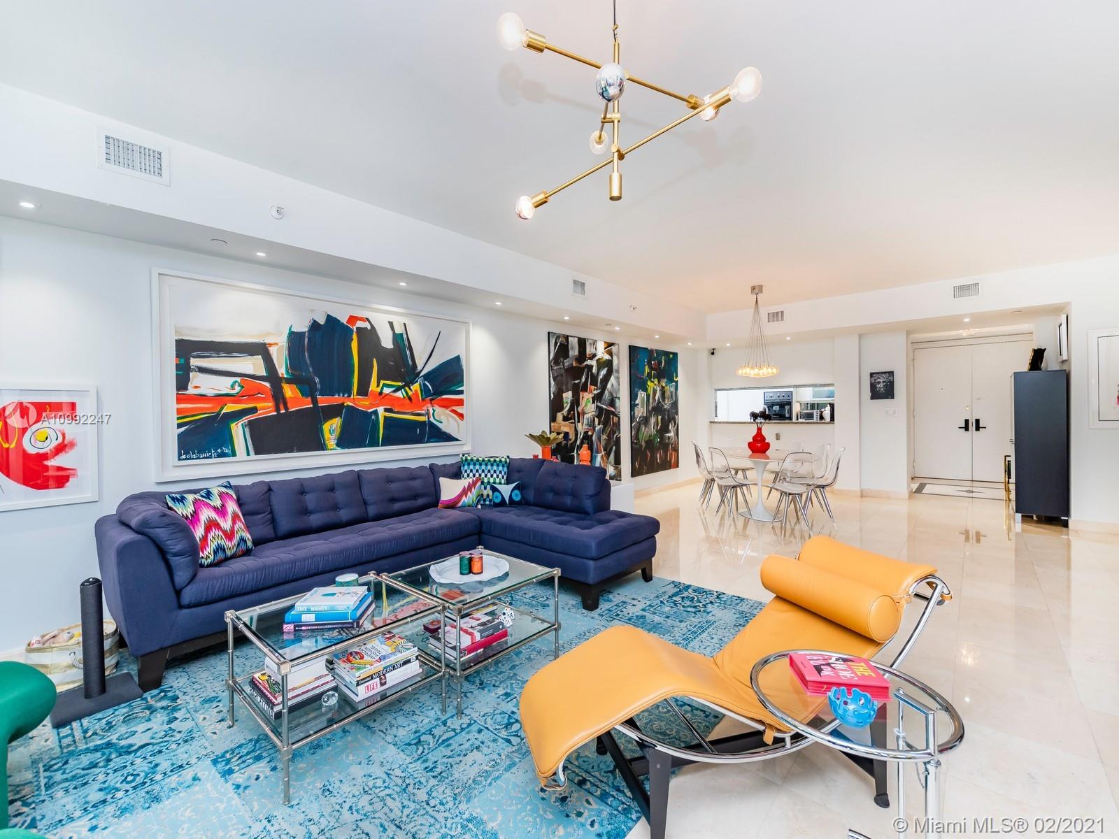 445 Grand Bay Dr #418
