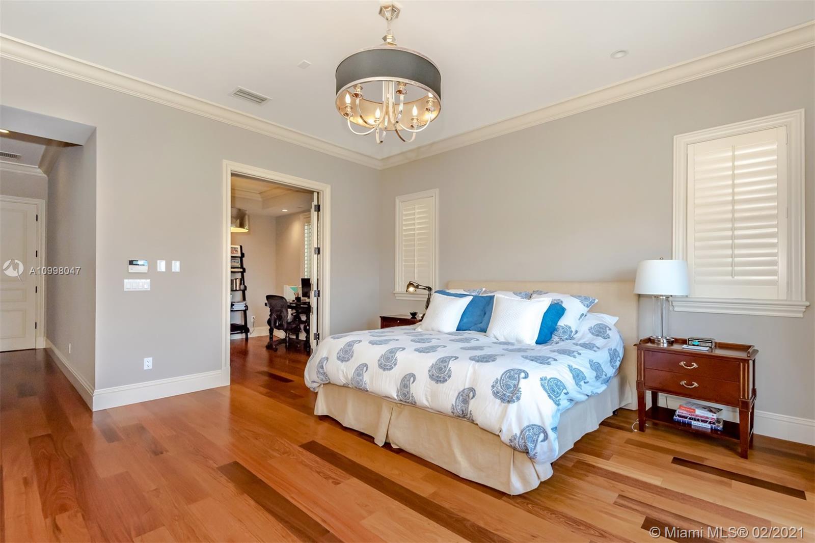 4815 University Dr #4815 Coral Gables, FL 33146