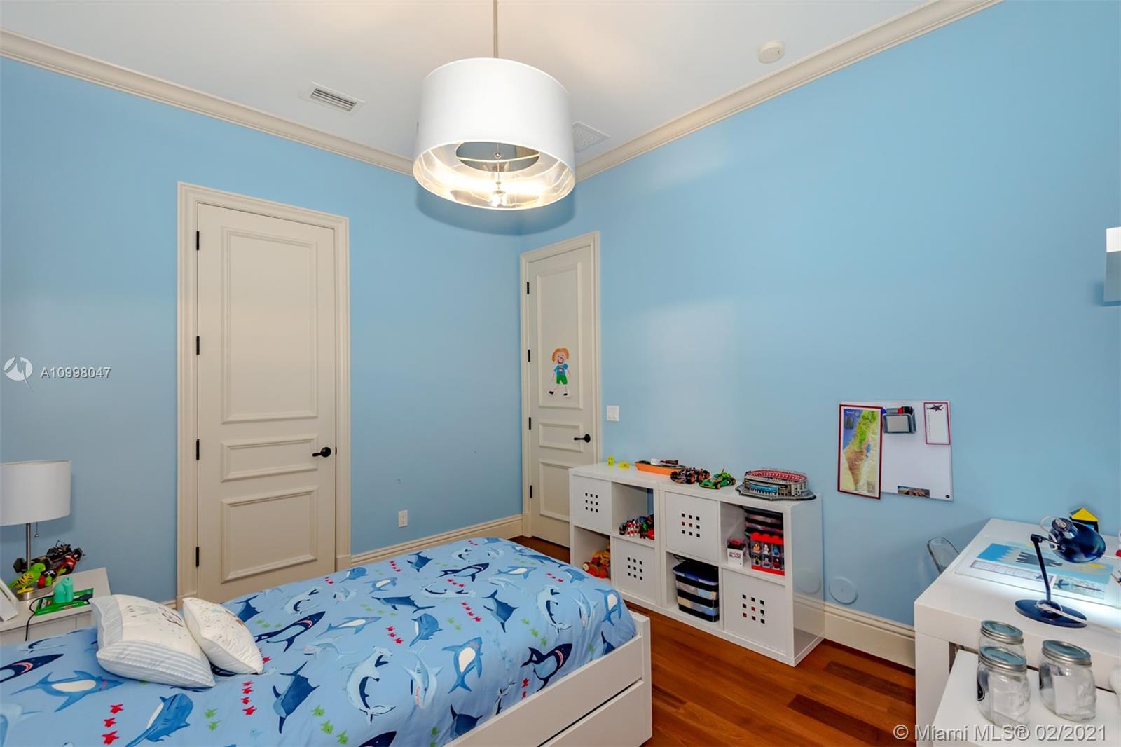 4815 University Dr #4815 Coral Gables, FL 33146