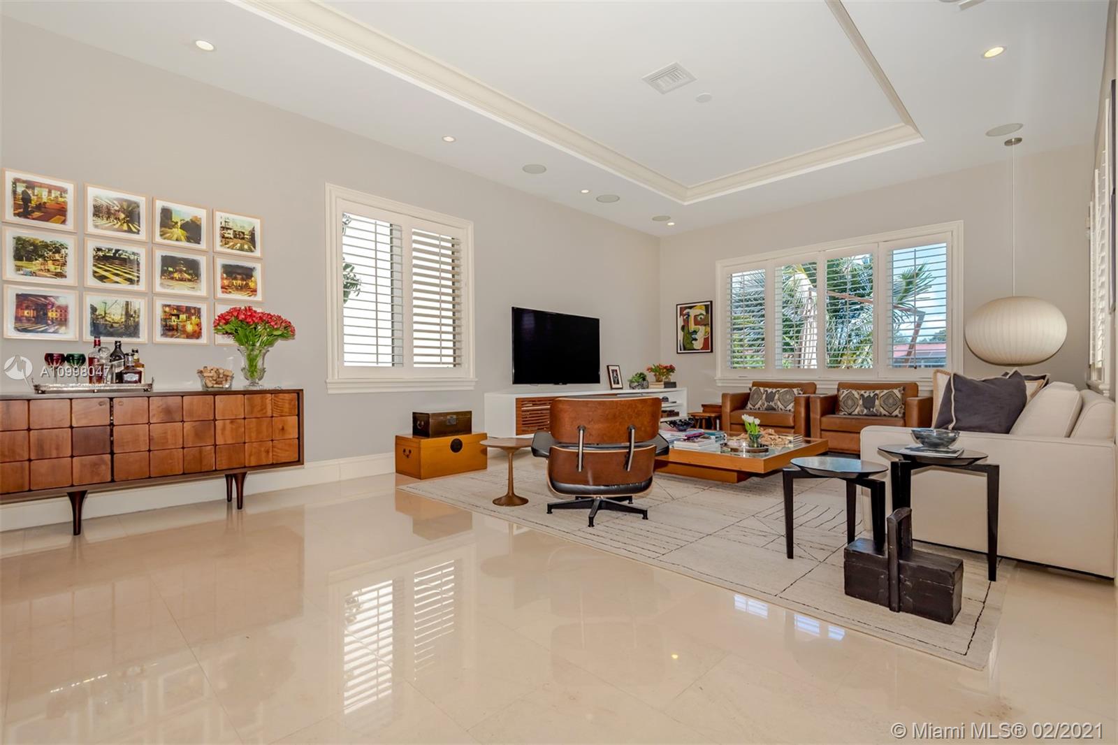 4815 University Dr #4815 Coral Gables, FL 33146