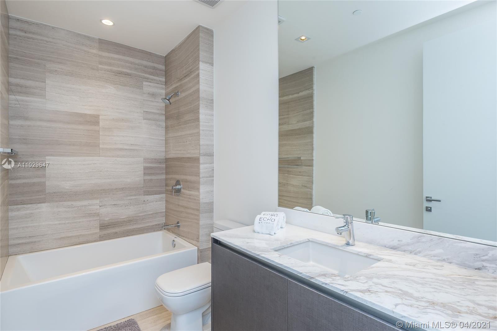 1451 Brickell Ave #4401 Miami, FL 33131