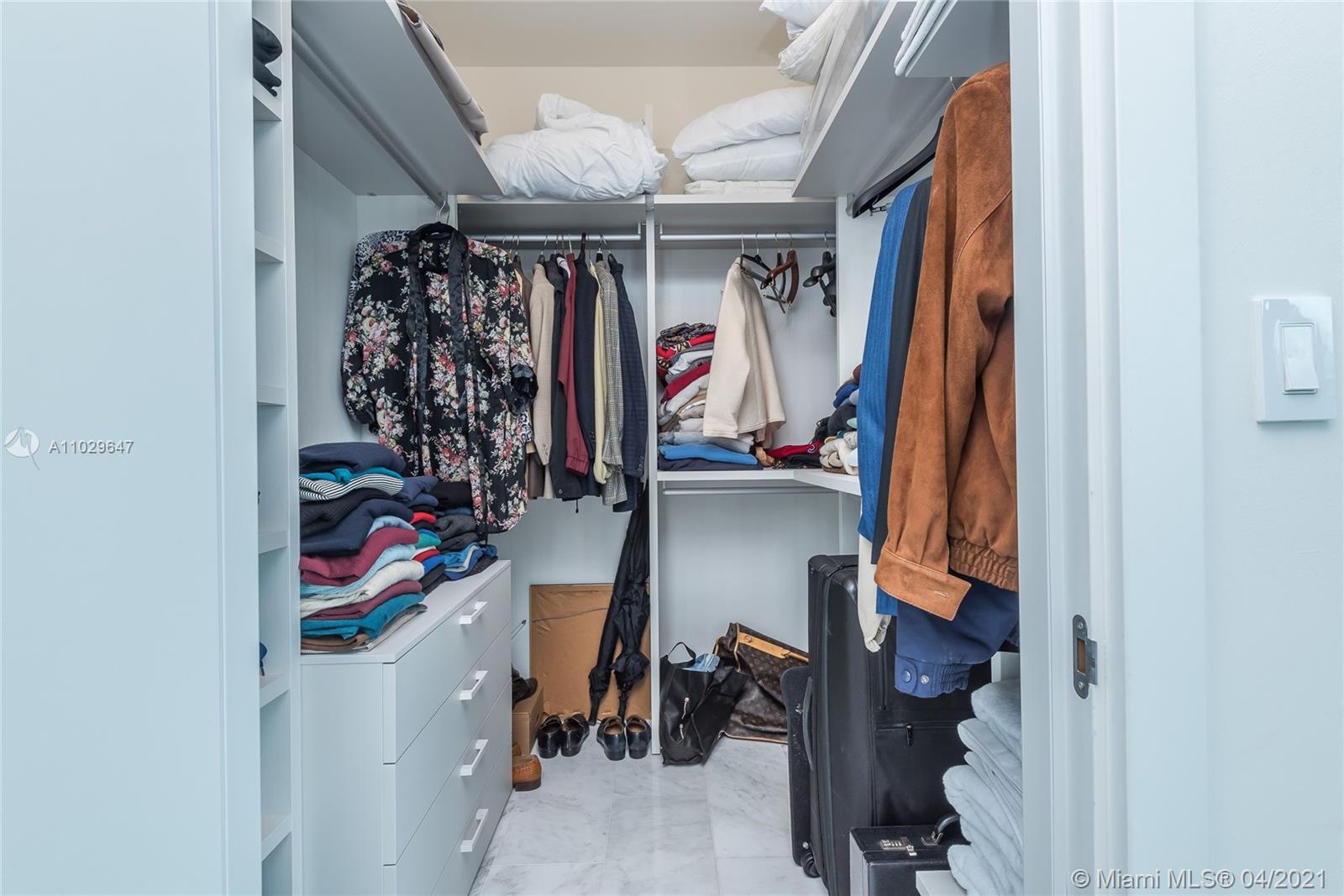 1451 Brickell Ave #4401 Miami, FL 33131