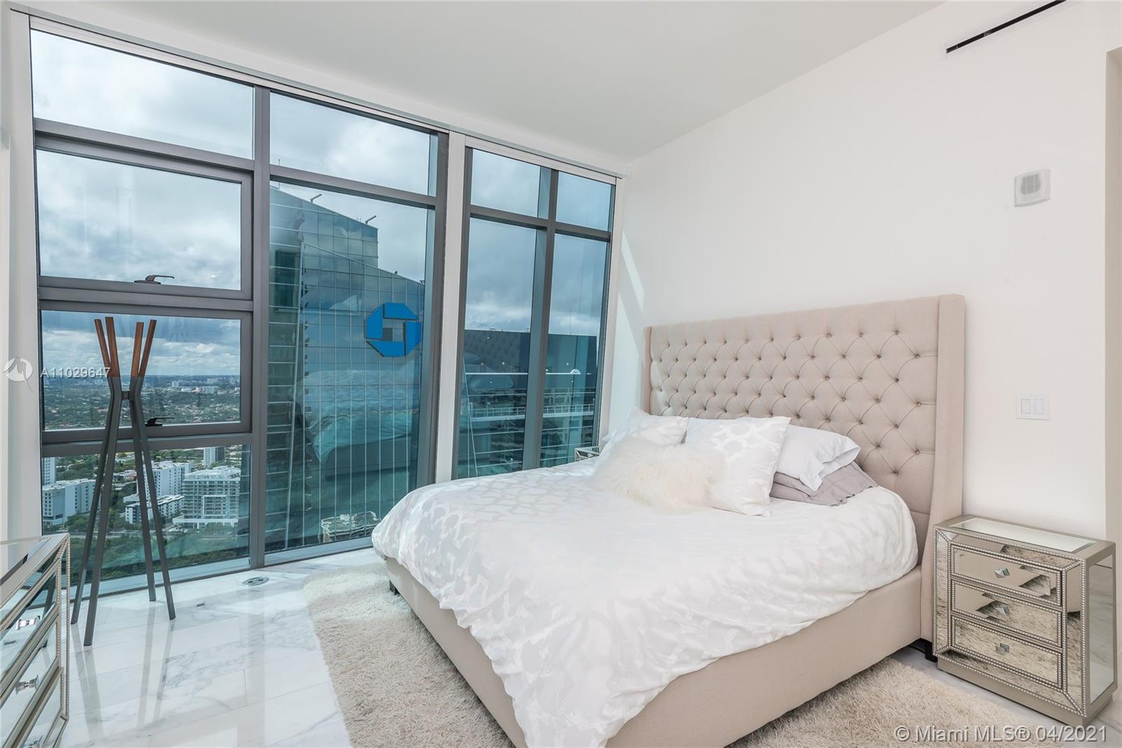 1451 Brickell Ave #4401 Miami, FL 33131