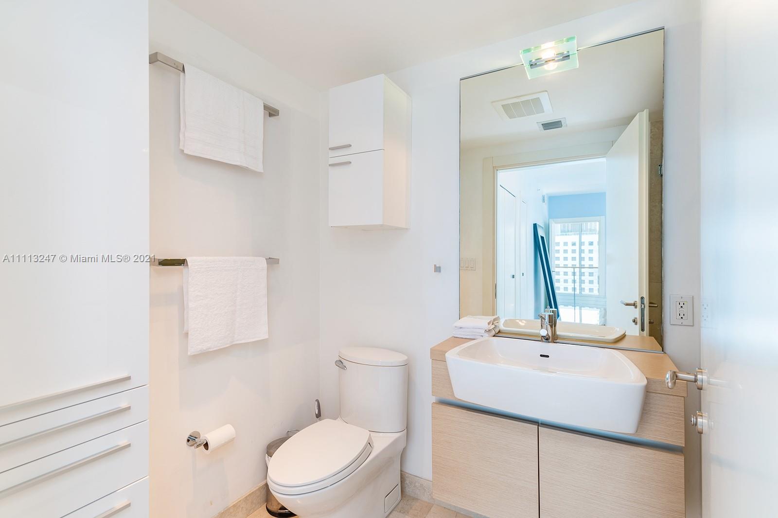 image Epic Residences32