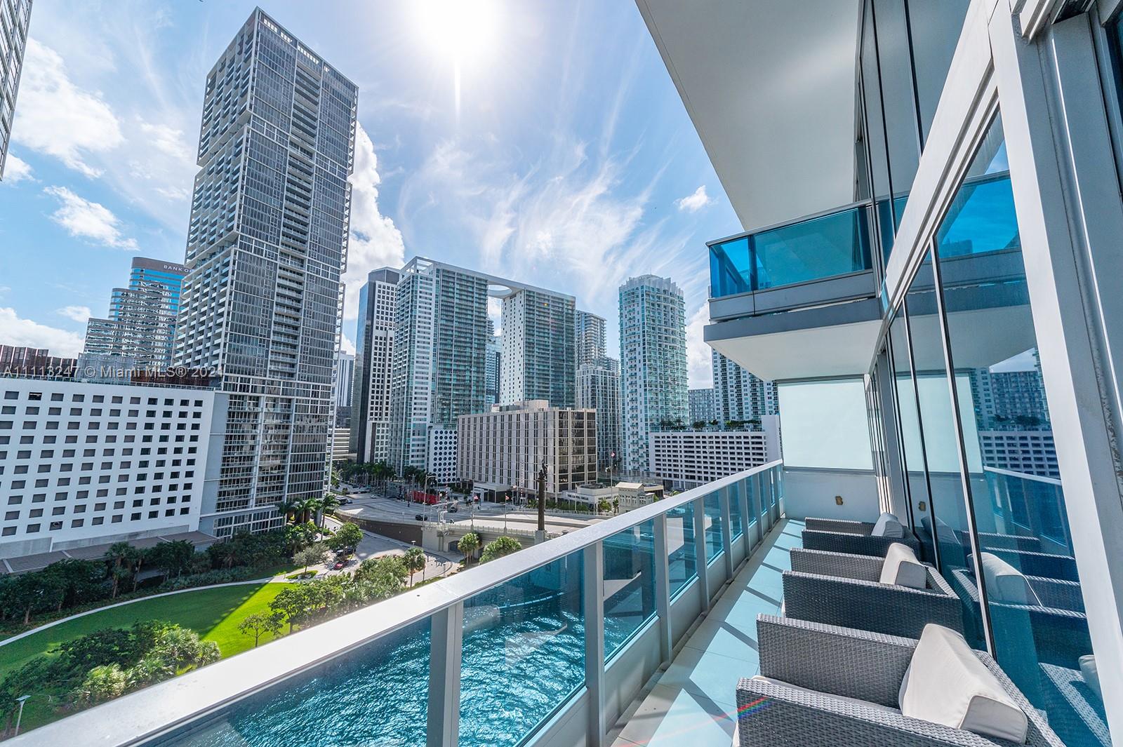 image Epic Residences4