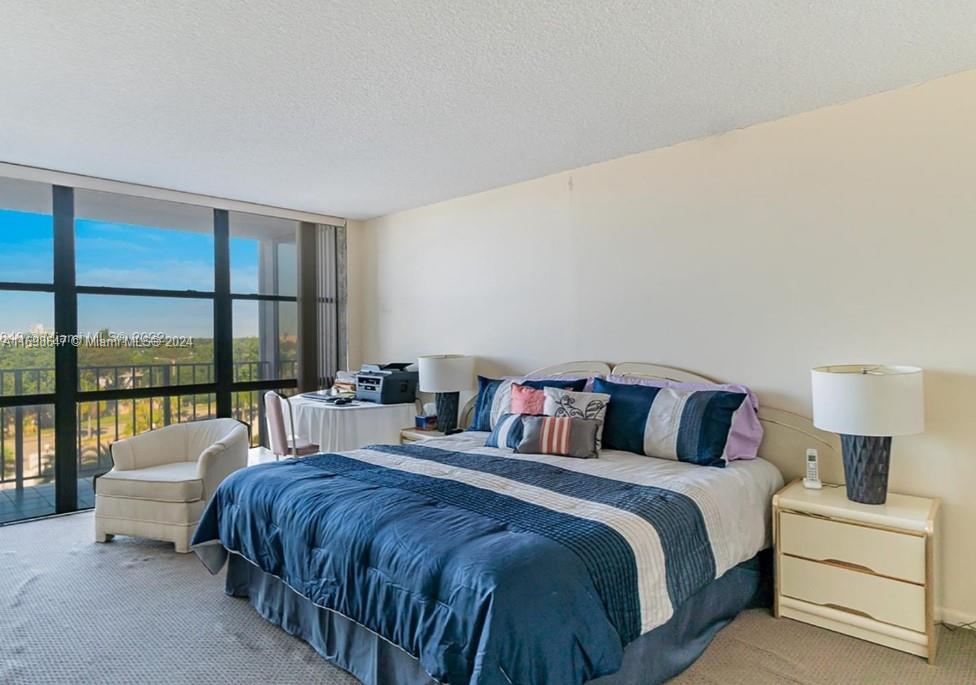 800 Parkview Dr #527,Hallandale Beach, FL 33009