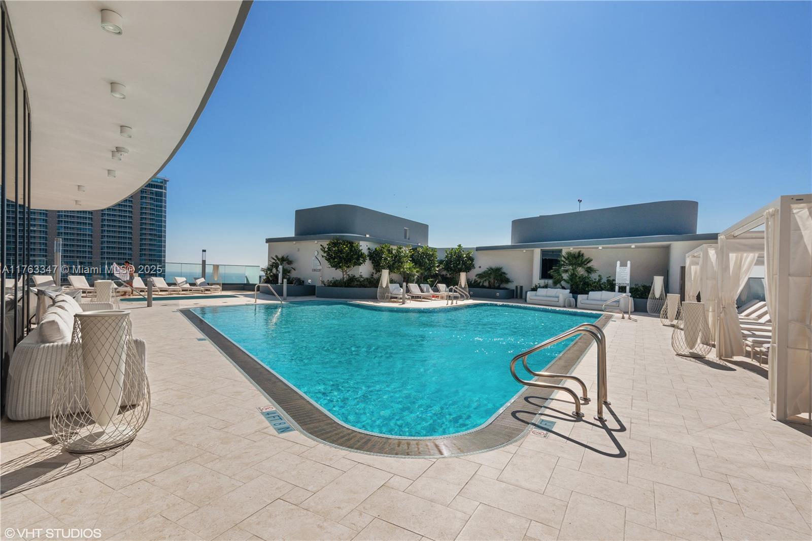 image Brickell Flatiron17