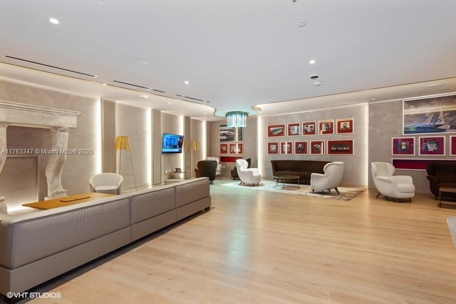 image Brickell Flatiron21