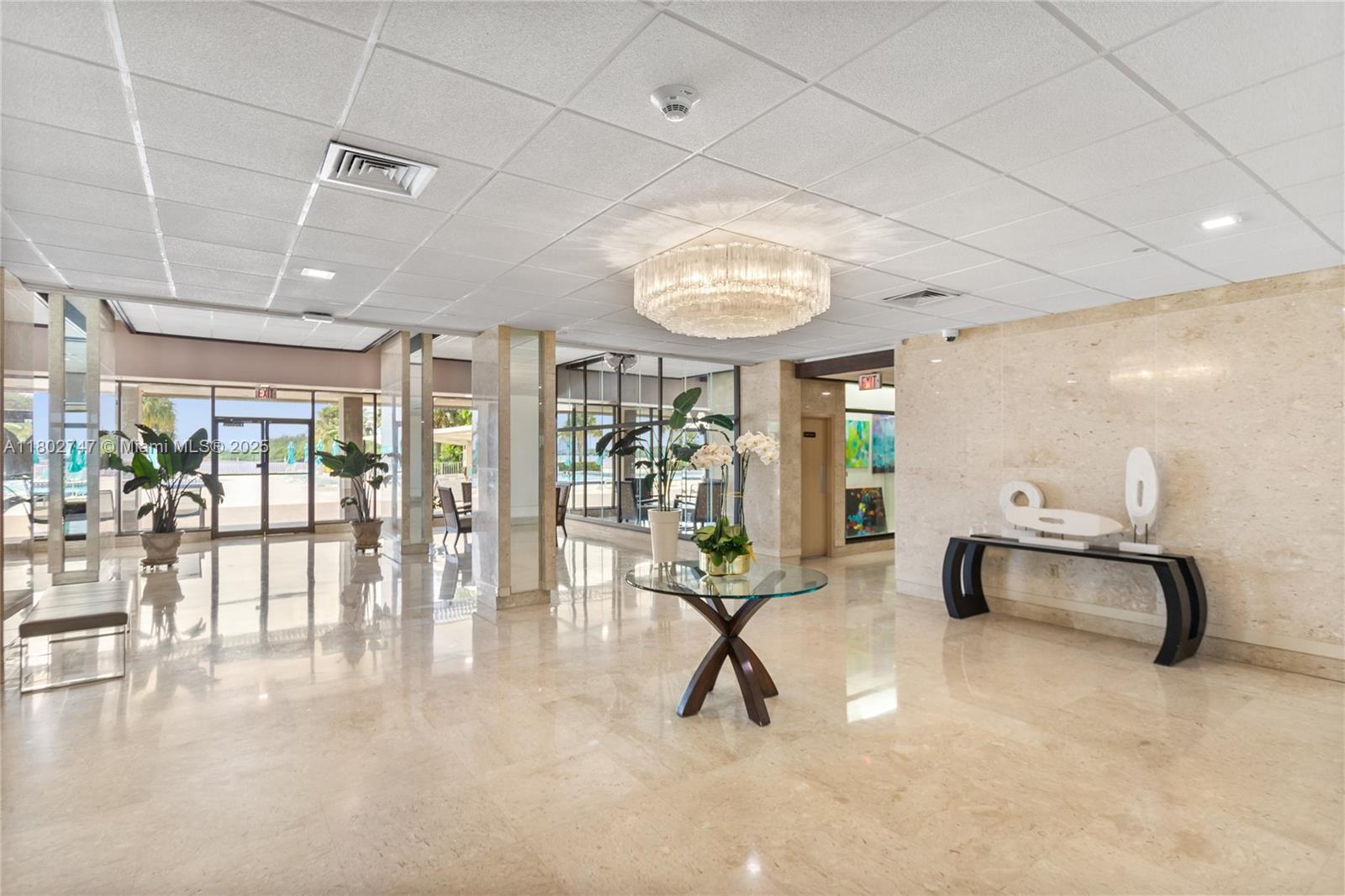 image ARLEN HOUSE CONDO26